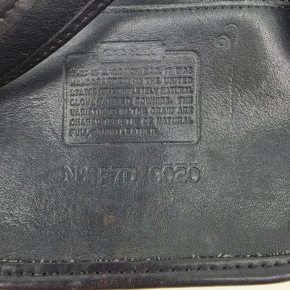 Vintage 1997 Coach Black Leather 9020 Ergo Mini Zip Shoulder Bag Made In USA
